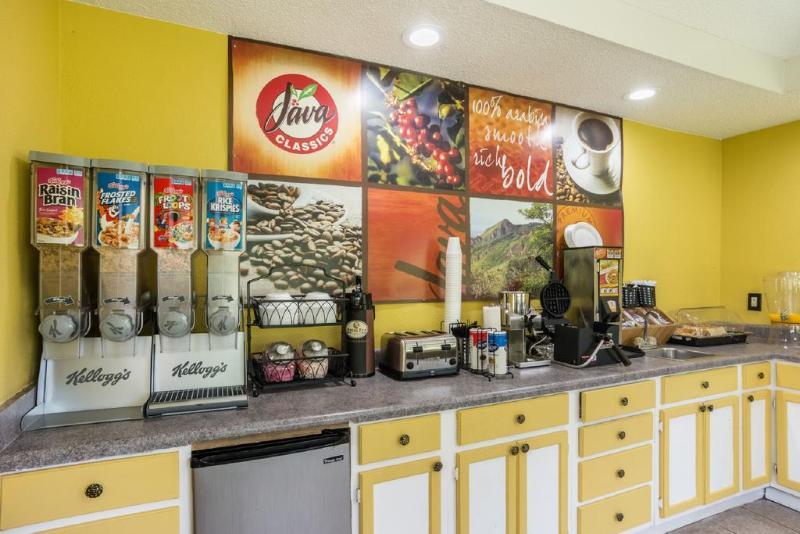 罗德威酒店-斯温斯伯勒 Swainsboro 外观 照片